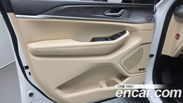Jeep Cherokee Grand Cherokee(WL) 3.6 Limited — Фото автомобиля 24
