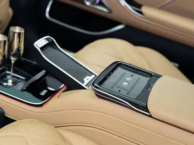Mercedes-Benz Maybach S-Class — Фото автомобиля 16