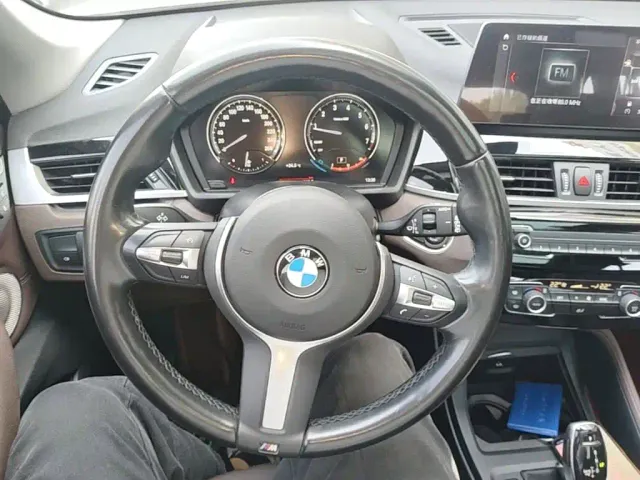 BMW X1 — Фото автомобиля 10