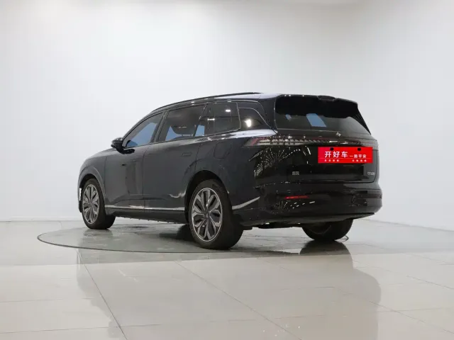 Dongfeng eπ 008 — Фото автомобиля 3