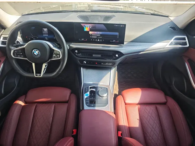 BMW i3 — Фото автомобиля 6