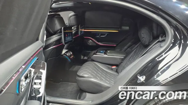 Mercedes-Benz S-Class — Фото автомобиля 10