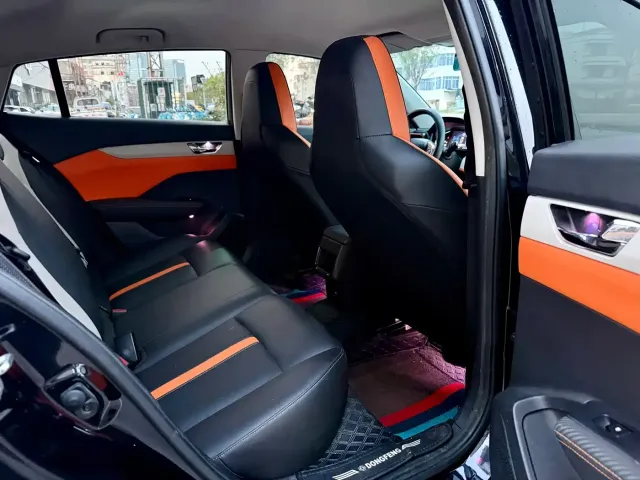 Dongfeng Yixuan — Фото автомобиля 7
