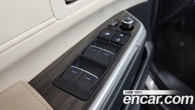 Toyota Sienna 4th Gen — Фото автомобиля 28