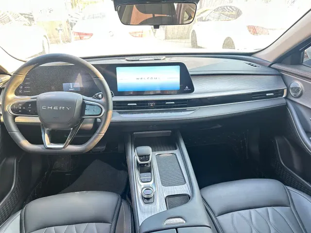Chery Arrizo 8 — Фото автомобиля 6