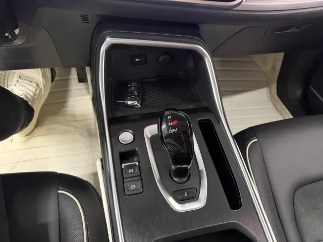 Haval H6 — Фото автомобиля 17