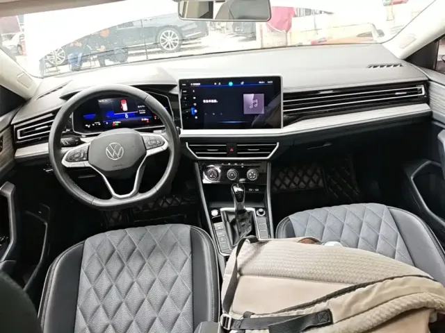 Volkswagen Sagitar — Фото автомобиля 9