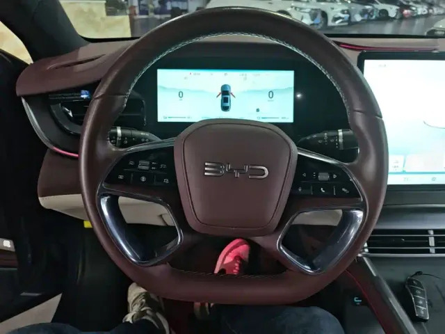 BYD Seal — Фото автомобиля 10