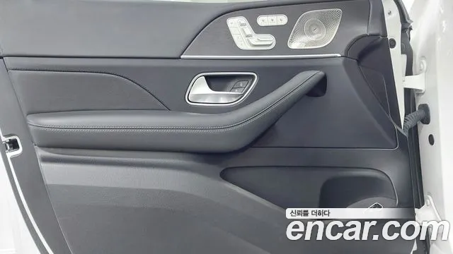 Mercedes-Benz GLE-Class — Фото автомобиля 15