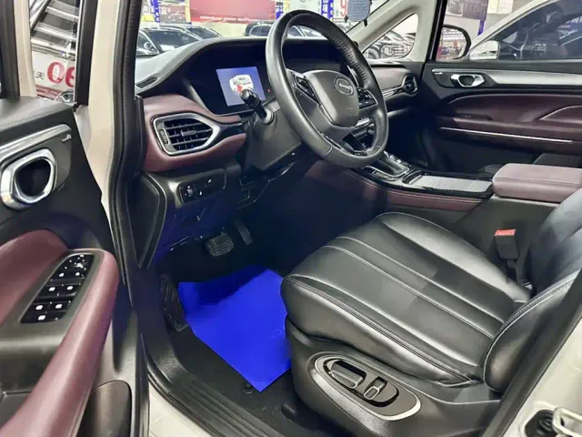 GAC Trumpchi M6 — Фото автомобиля 8