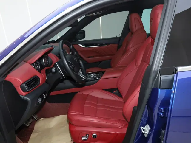 Maserati Levante — Фото автомобиля 12