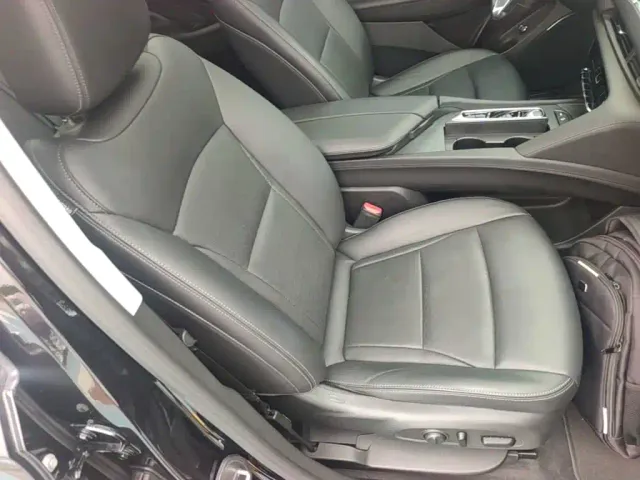 Buick Enclave — Фото автомобиля 24