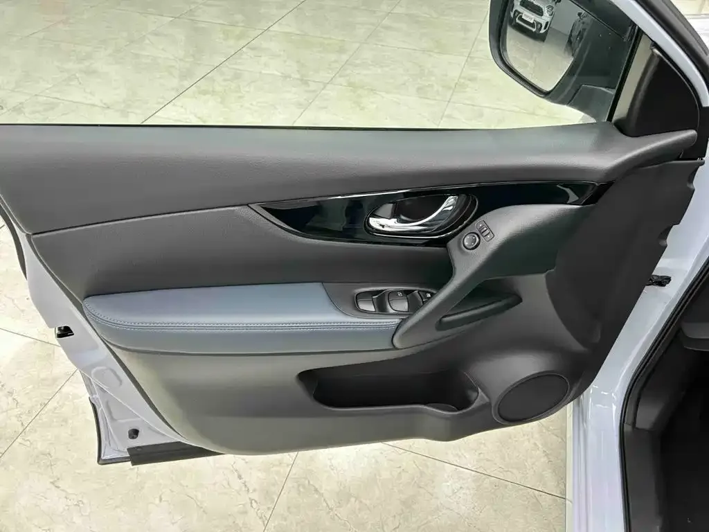 Nissan Qashqai 2025 Honor 2.0L CVT XV+ Leading Edition — Фото автомобиля 16