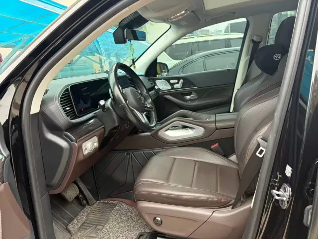 Mercedes-Benz GLE-Class — Фото автомобиля 2