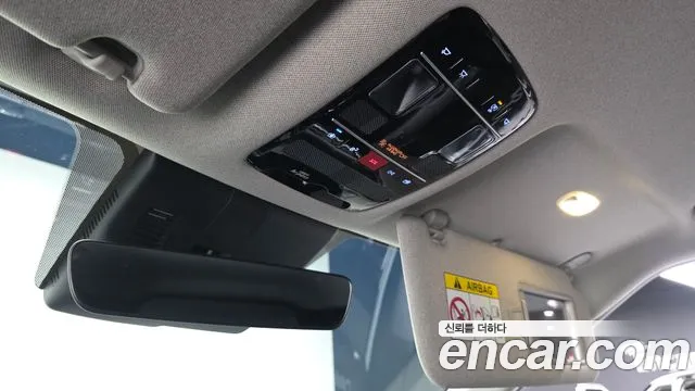 Hyundai Santafe Бензин 2.5T 2WD — Фото автомобиля 24