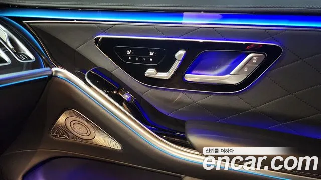 Mercedes-Benz S-Class — Фото автомобиля 14