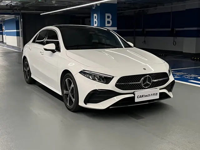 Mercedes-Benz A-Class — Фото автомобиля 3