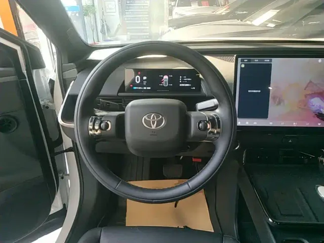 Toyota BoZhi 3X — Фото автомобиля 10