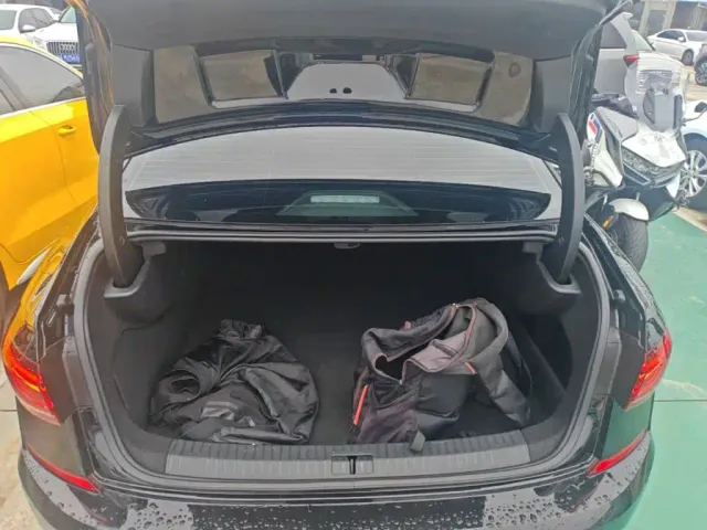 Volkswagen Passat — Фото автомобиля 18