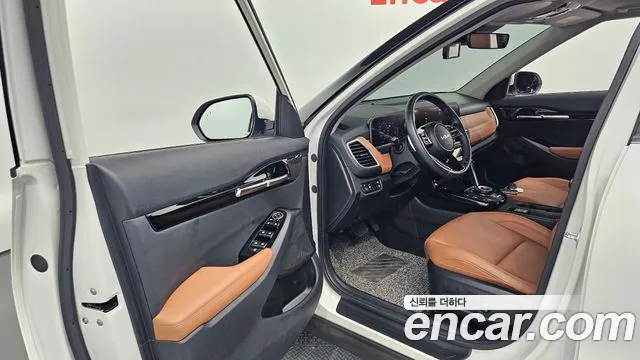 Kia Seltos Бензин 1.6 турбо 2WD — Фото автомобиля 10