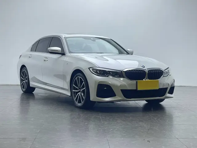 BMW 3 Series — Фото автомобиля 3