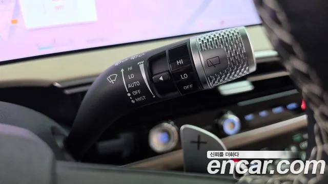 Genesis GV70 — Фото автомобиля 28