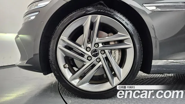Genesis G80 RG3 — Фото автомобиля 5
