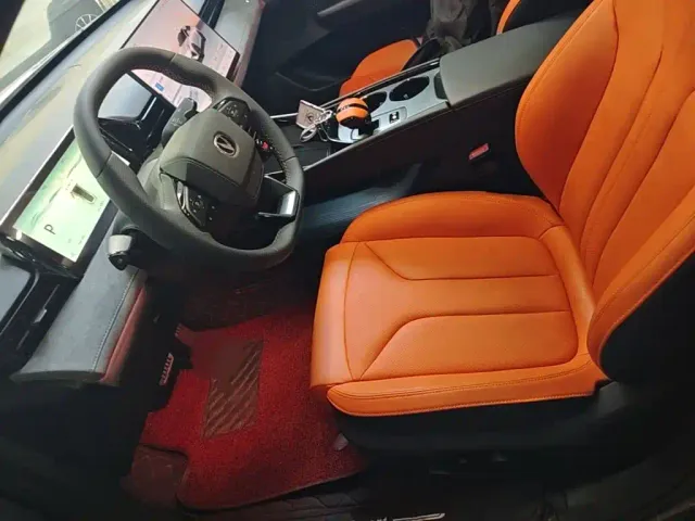 Changan Changan UNI-V 2025 1.5T Sport Edition — Фото автомобиля 12