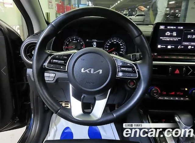 Kia K3 Generation 2 — Фото автомобиля 8