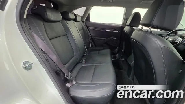 Kia Seltos — Фото автомобиля 19