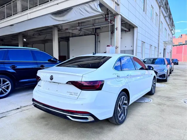 Volkswagen Sagitar — Фото автомобиля 3