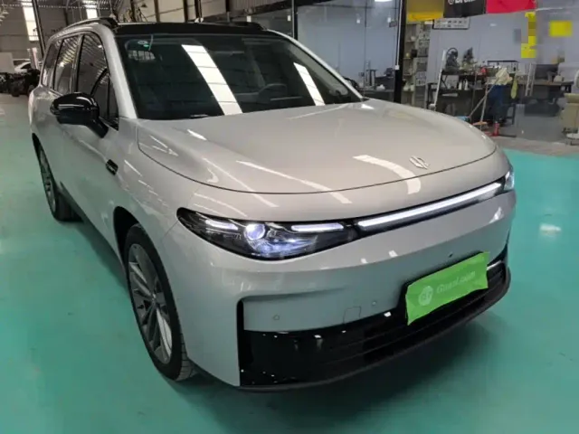 Leapmotor C16 — Фото автомобиля 3