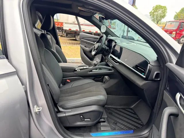 Geely Xingyue L — Фото автомобиля 9