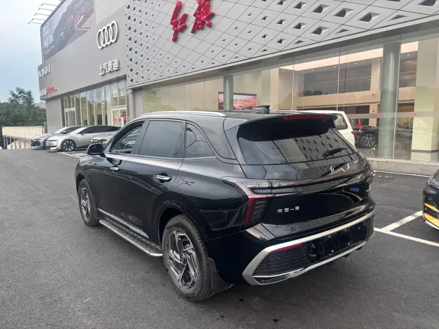 Hongqi HS3 — Фото автомобиля 3