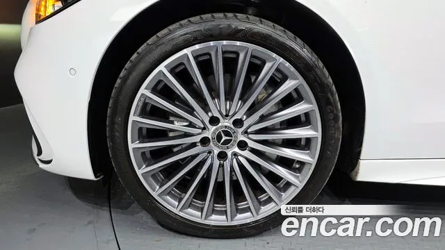 Mercedes-Benz C-Class — Фото автомобиля 2
