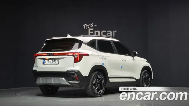 Kia Seltos Бензин 1.6 турбо 2WD — Фото автомобиля 2