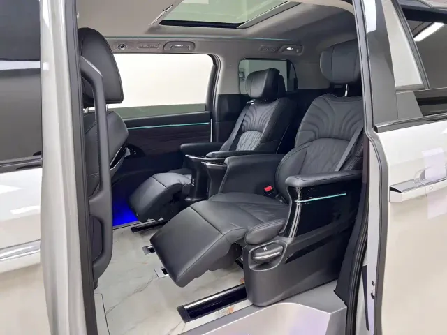 GAC Trumpchi M8 — Фото автомобиля 8