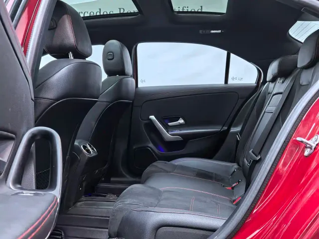 Mercedes-Benz A-Class — Фото автомобиля 6