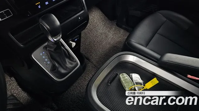 Hyundai Staria — Фото автомобиля 12