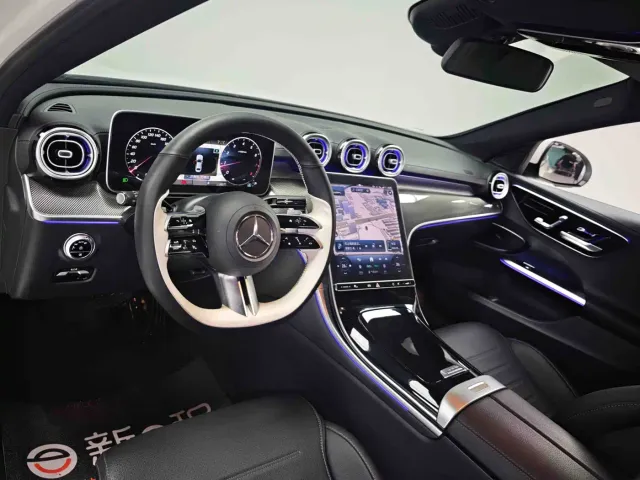 Mercedes-Benz C-Class — Фото автомобиля 7