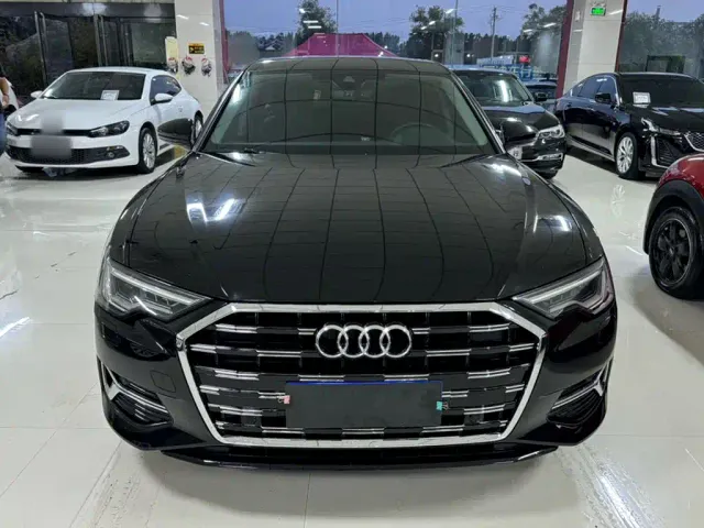 Audi A6L — Фото автомобиля 23