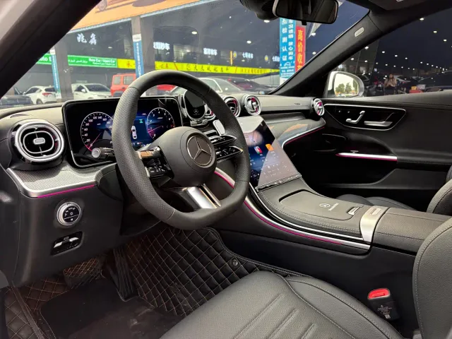 Mercedes-Benz C-Class — Фото автомобиля 4