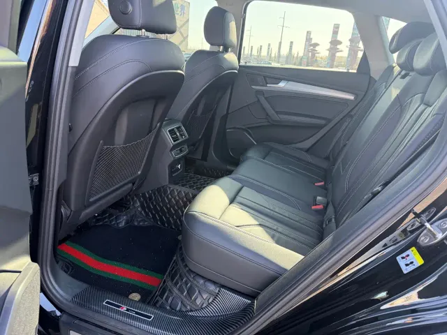 Audi Q5L — Фото автомобиля 9