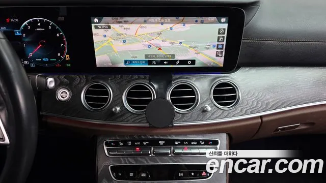 Mercedes-Benz E-Class W213 — Фото автомобиля 18