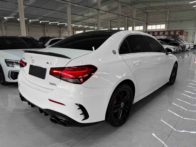 Mercedes-Benz A-Class — Фото автомобиля 4