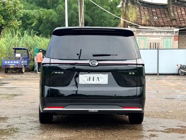 GAC Trumpchi E8 — Фото автомобиля 17