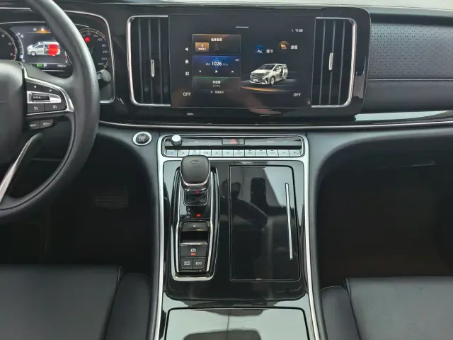 GAC Trumpchi M8 — Фото автомобиля 12