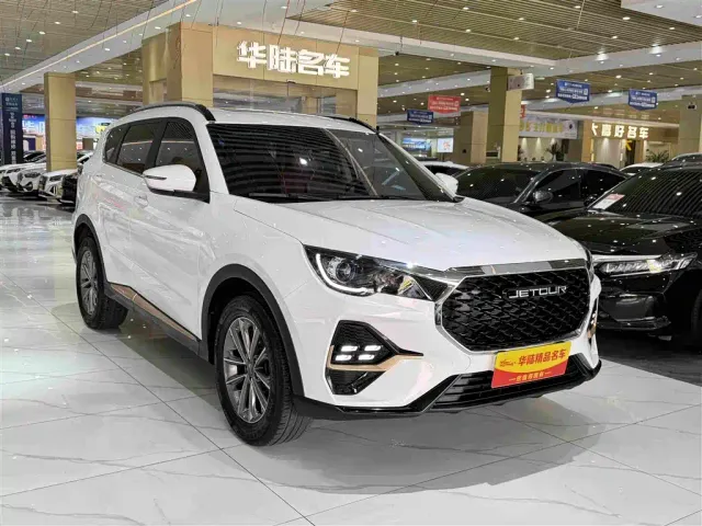 Jetour X70 — Фото автомобиля 3