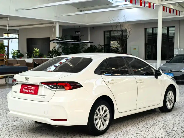 Toyota Corolla — Фото автомобиля 5