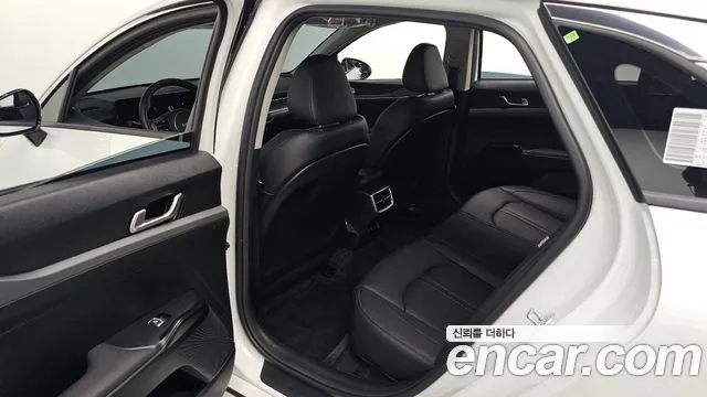 Kia K5 Новый K5 3 поколение 2.0 LPi(Для проката) — Фото автомобиля 12